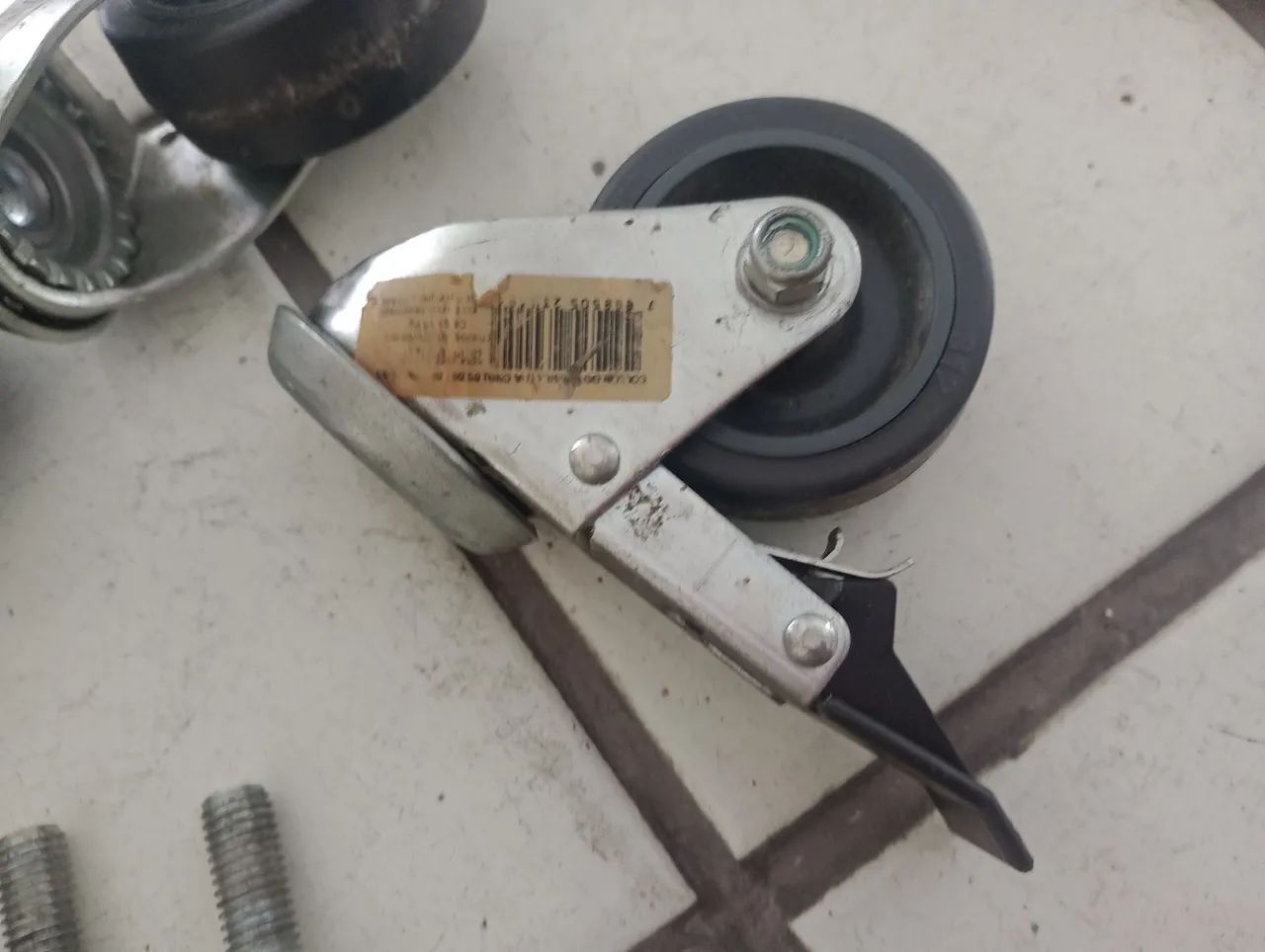 Rodas para cama hospitalar