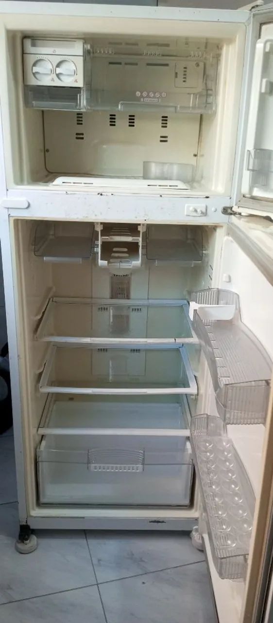Geladeira Brastemp ( Com Defeito) - Foto 4