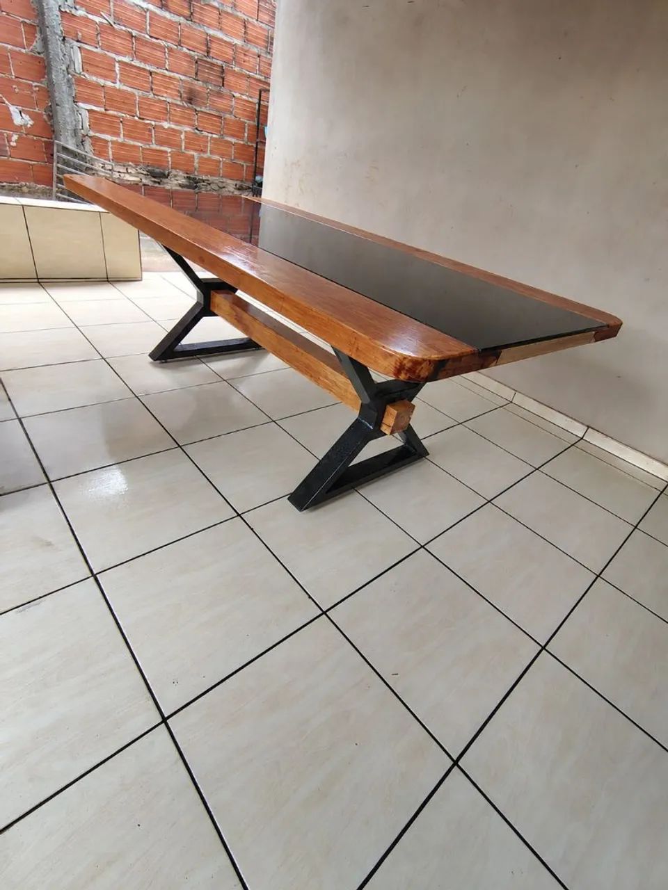 Mesa de jantar artesanal - Acompanha 8 cadeiras - Foto 2