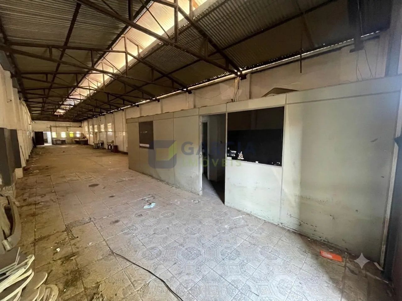 deposito; 4 banheiro; 4 vagas; 930 metros quadrados; bairro São João.. - Foto 19