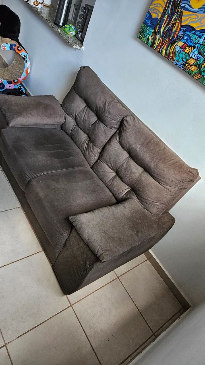 Sofá Luxemburgo 2 Lugares 1.52M Tecido Suede Café  - Foto 2