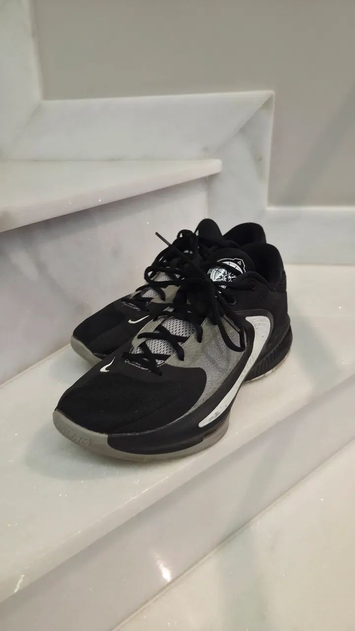 Tenis basquete Nike Zoom Freak 41 - Foto 2