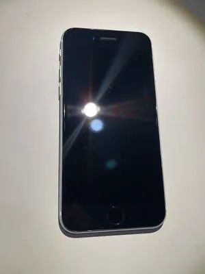 IPHONE SE 2gen - Foto 3