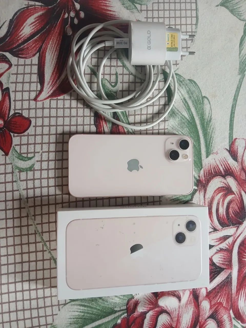 iPhone 13 de 2.300 - Foto 5