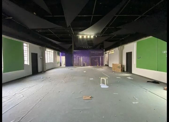 Galpão na Avenida Lineu de Paula Machado, 1499  1000 m² - Foto 4