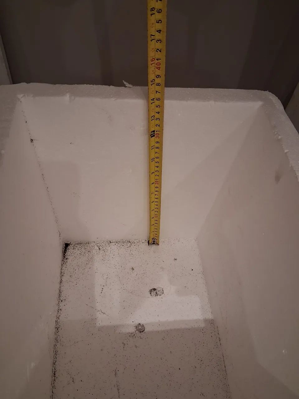ISOPOR 42L - RESISTENTE EM PERFEITO ESTADO - Foto 3