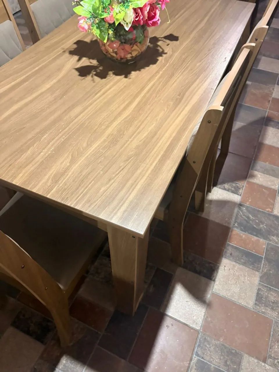 Mesa com  6 cadeiras  - Foto 4