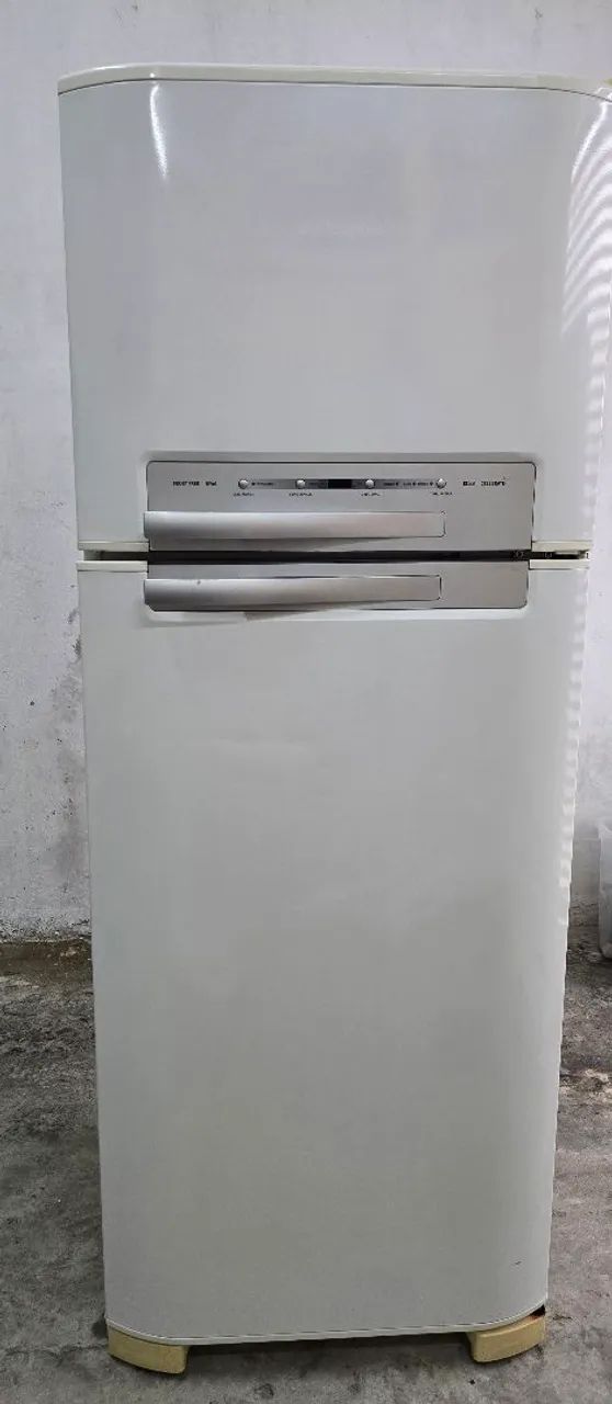 Geladeira Eletrolux branca  - Foto 2