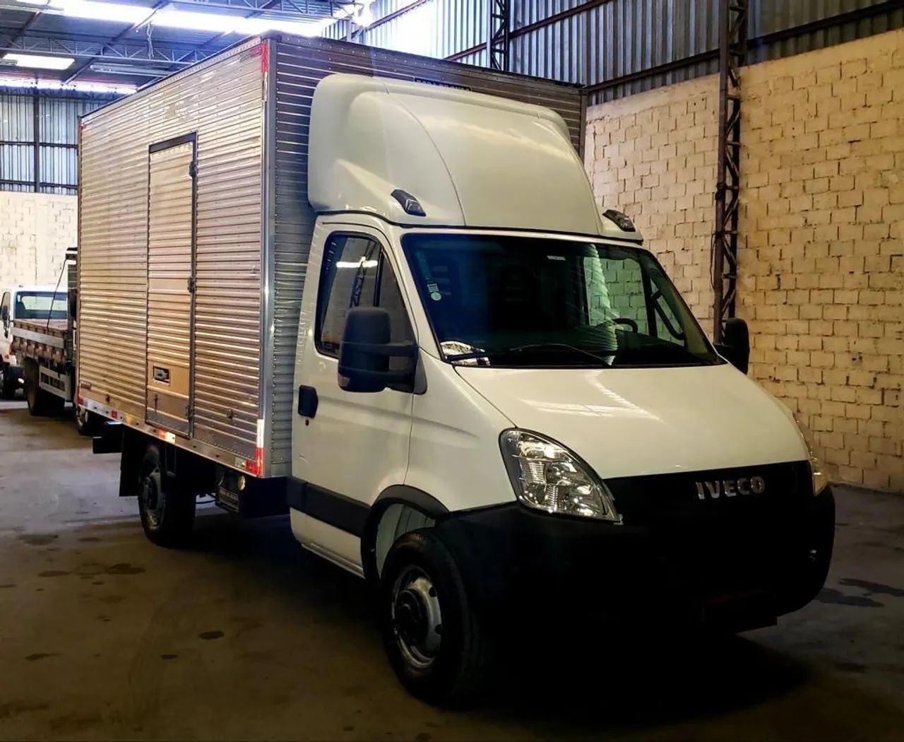 Iveco Daily 35S14 Ano: 2015