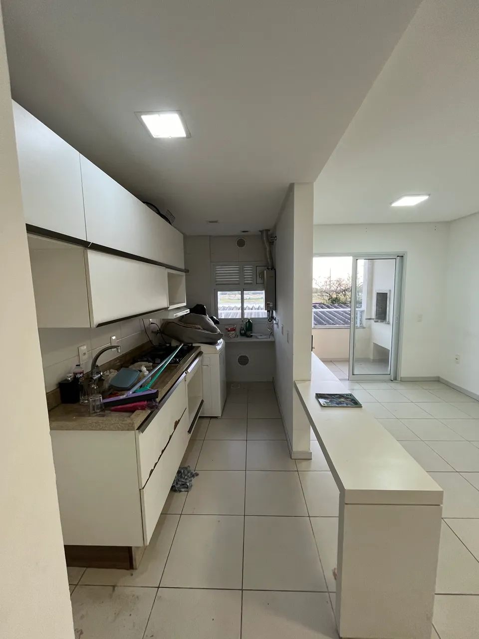 Alugo apartamento de 2 suítes semi mobiliado no saco dos limões  - Foto 3