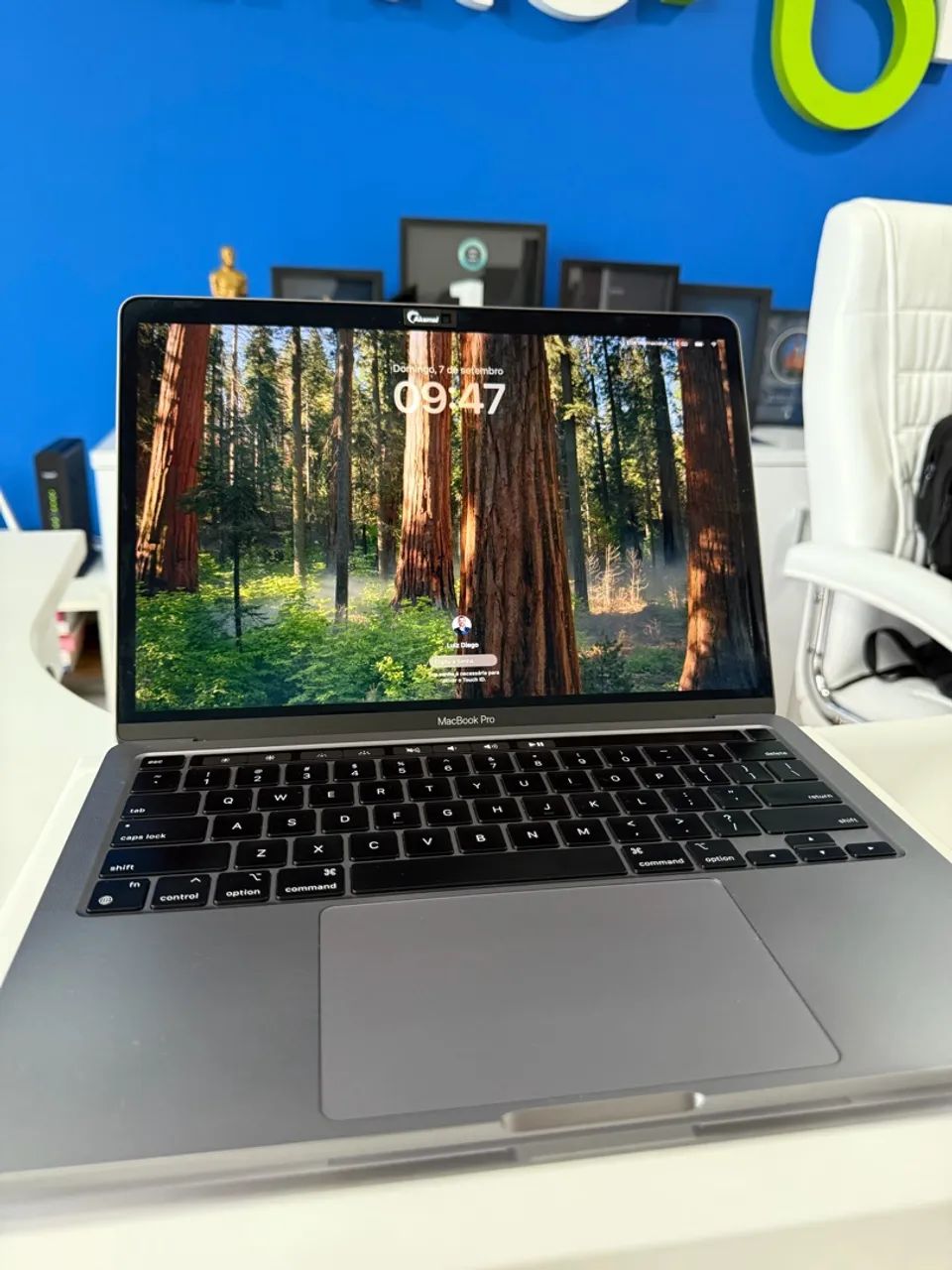 MacBook Pro M2 256GB SSD 8GB - Foto 2
