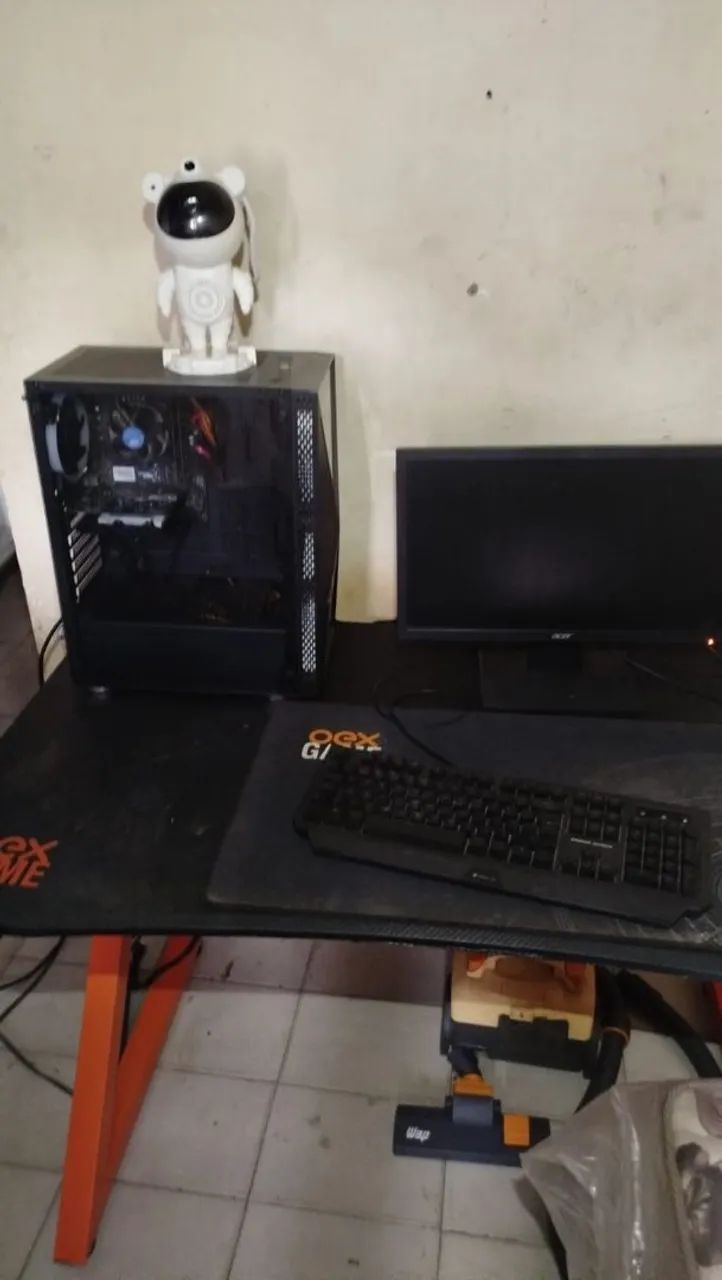 Pc com mesa e acessórios completo - Foto 2