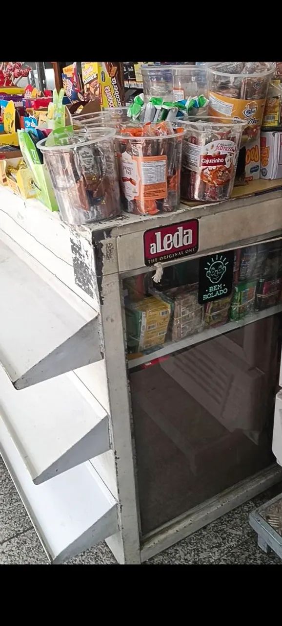 Vendo balcão para comercial 