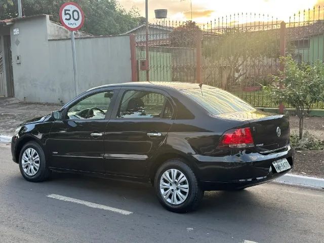 Volkswagen Voyage 2011