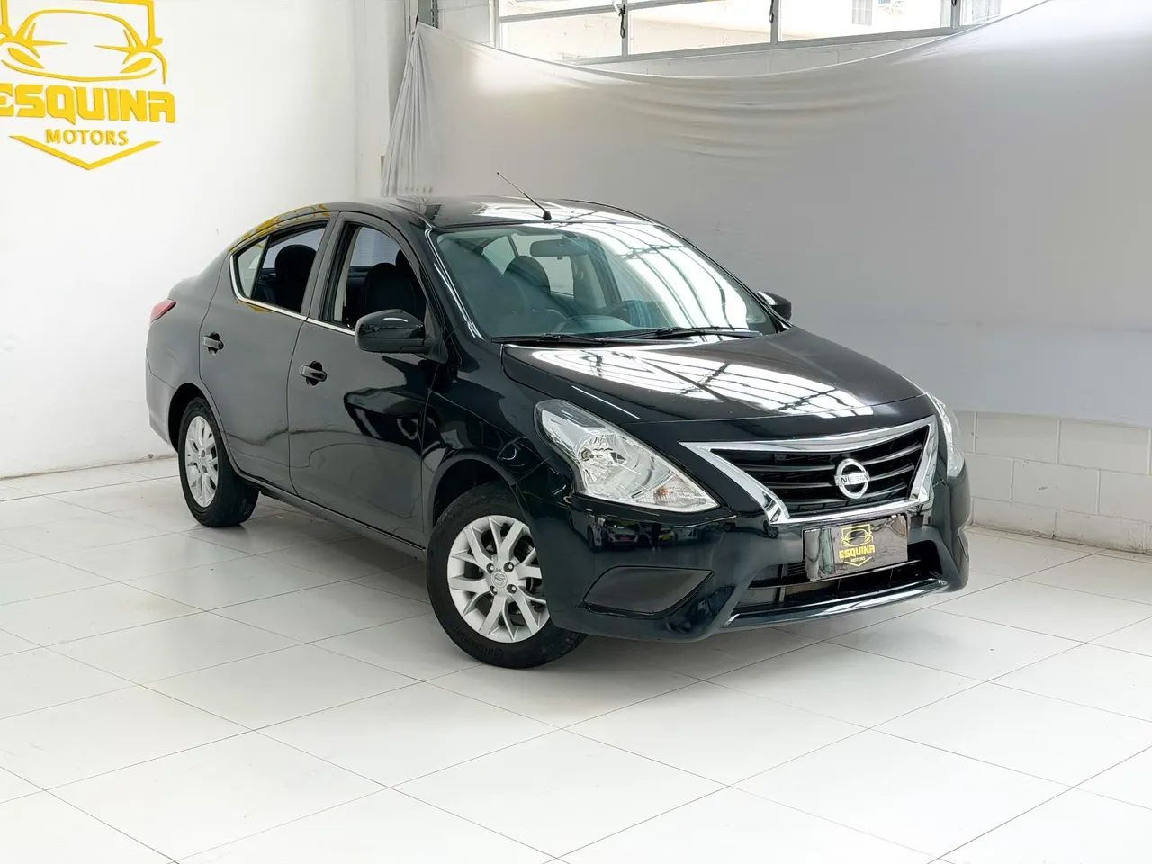 Nissan Versa SV 1.6 16V Flexstart 4P Aut. 2017 - Foto 2