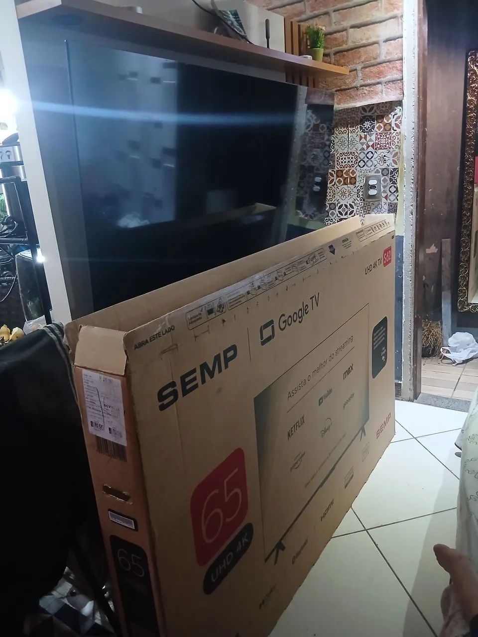 Televisão 65 polegadas 