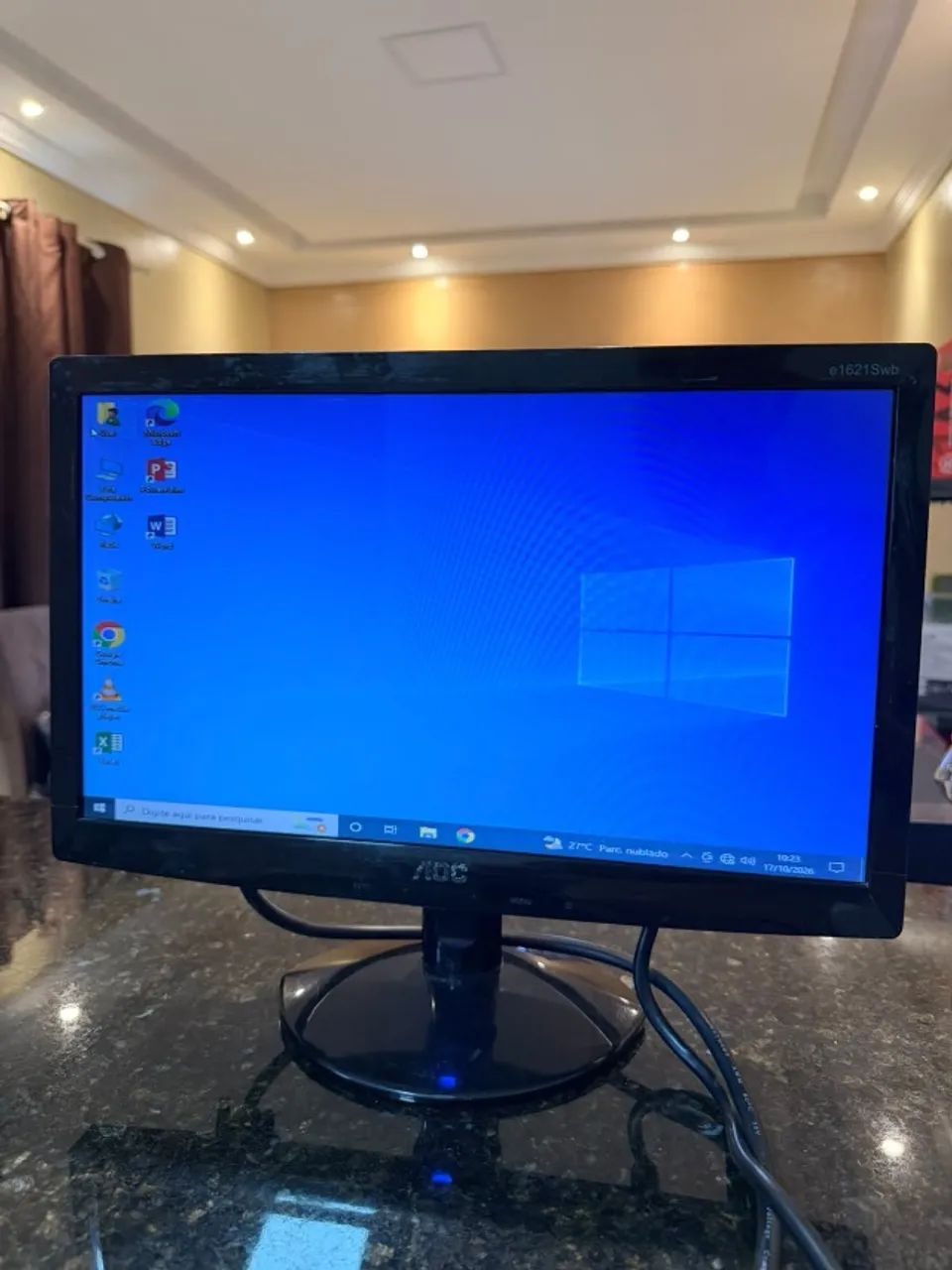 Monitor Aoc 15.6 Pol 