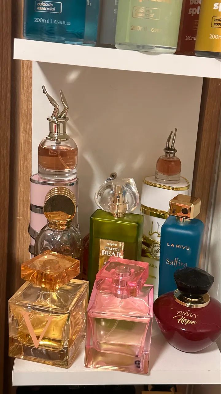 PERFUMES - Foto 2