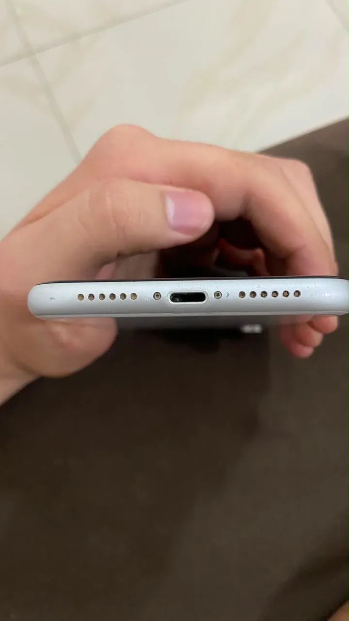 iPhone XR 128GB branco  - Foto 4