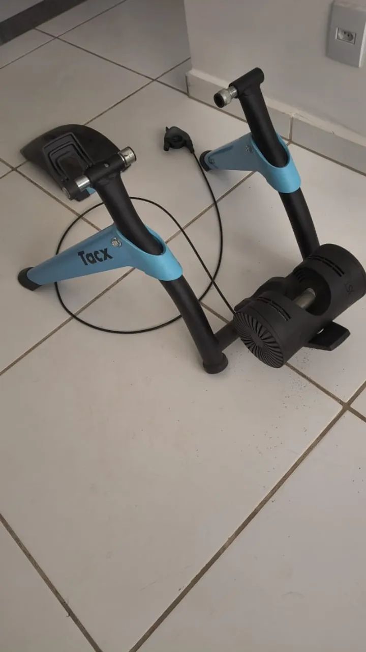 Rolo De Treinamento Tacx Turbo Boost Bundle