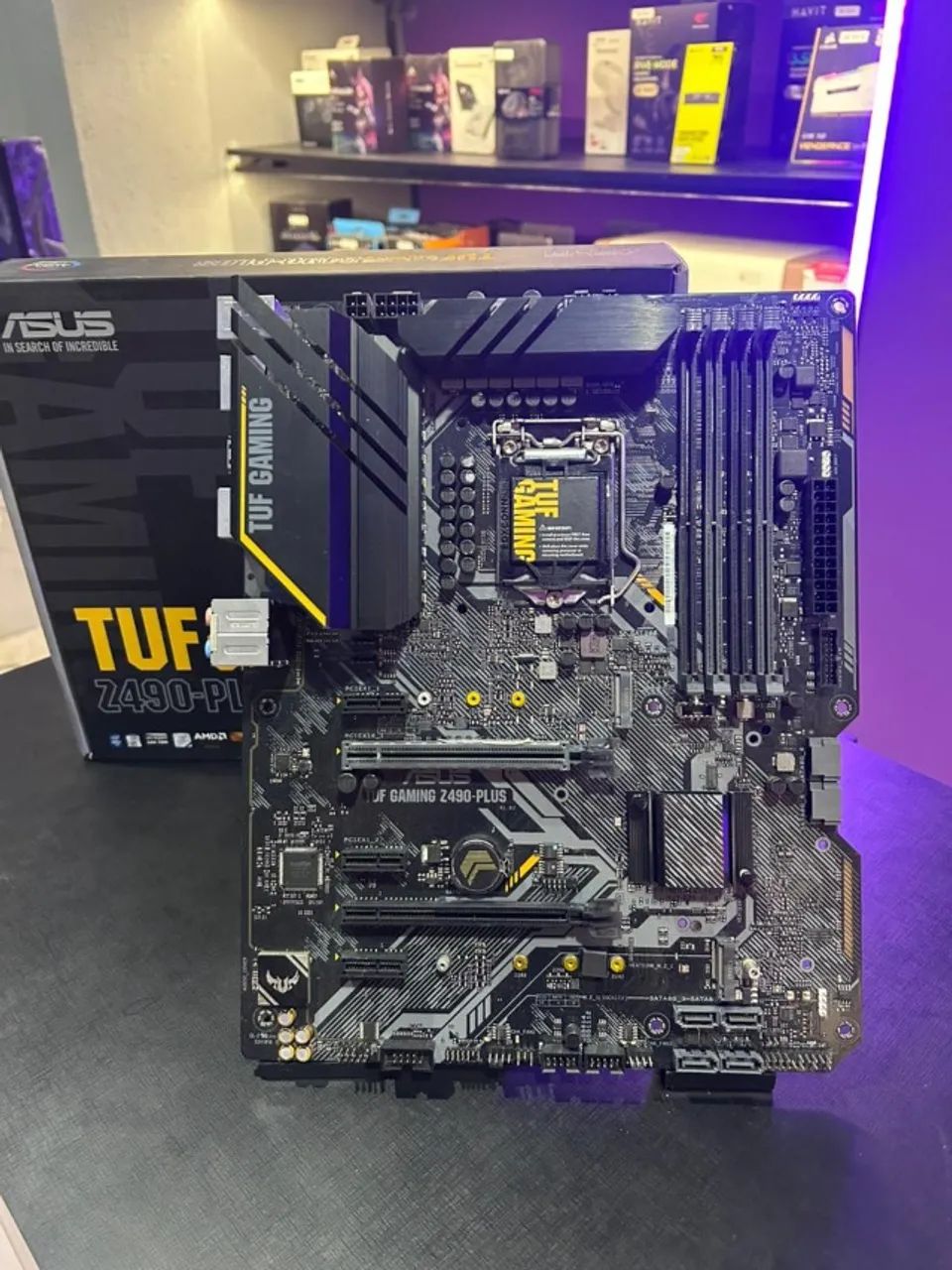 Placa-Mãe ASUS TUF Gaming Z490-Plus - Foto 2