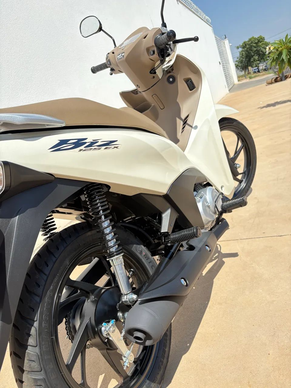 Biz 125 Ex 2027 - Foto 3