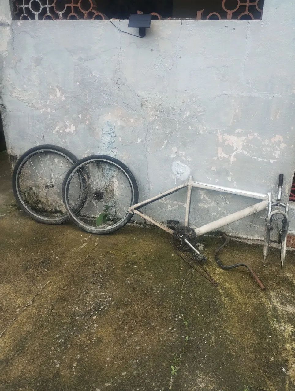 Bicicleta desmontada 