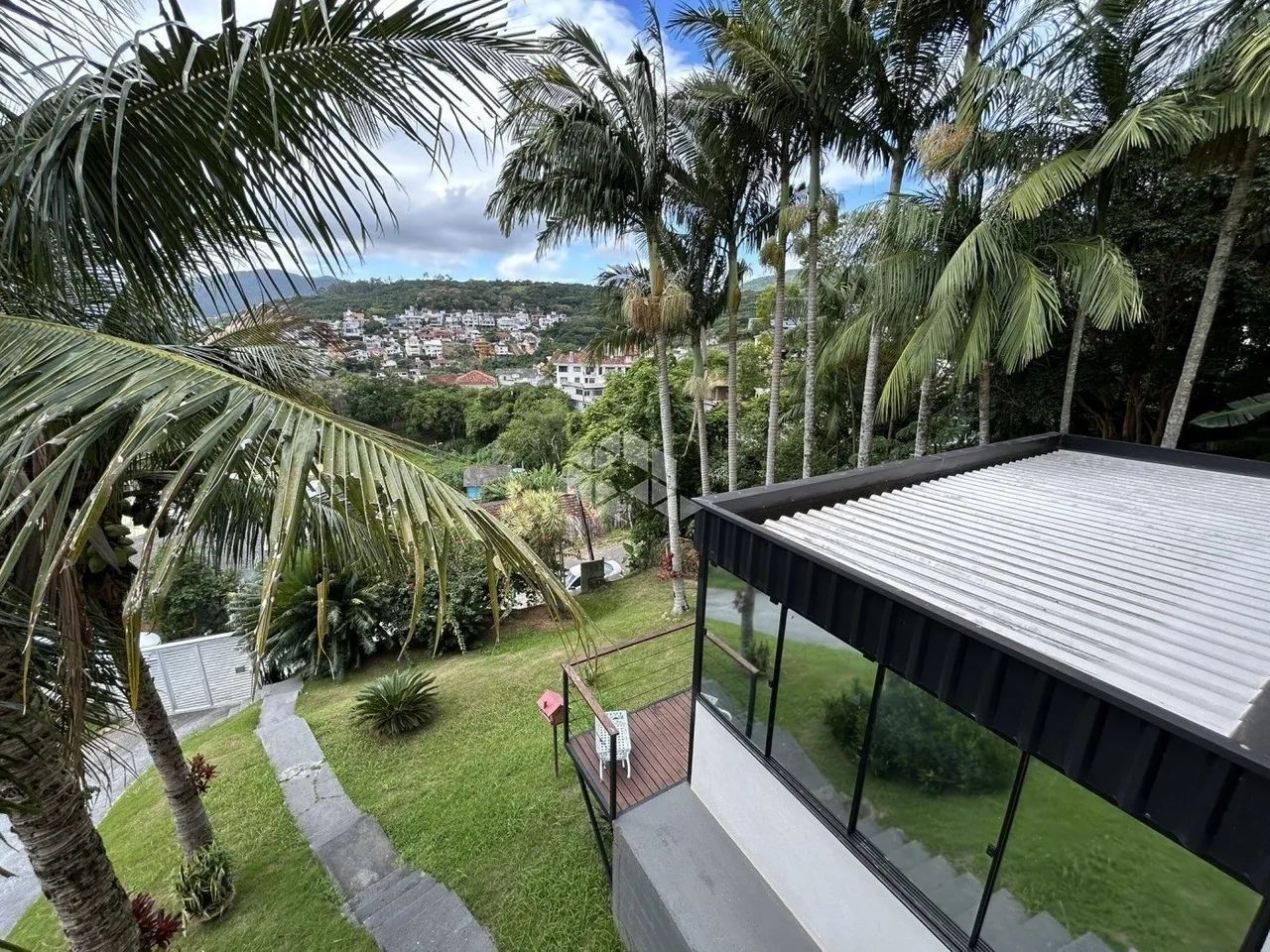 CASA FINANCIÁVEL COM AMPLO TERRENO PRÓXIMO À UFSC - Foto 4