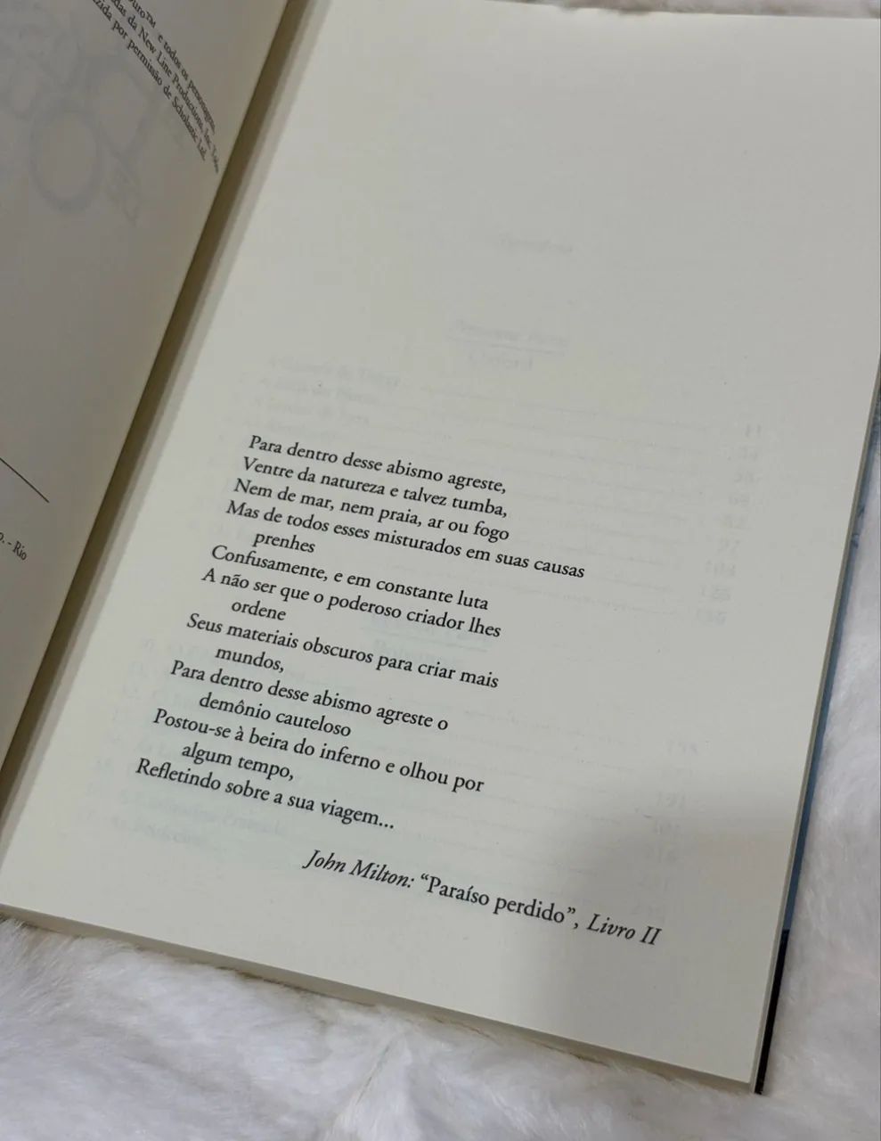 Livro a bússola de ouro  - Foto 4