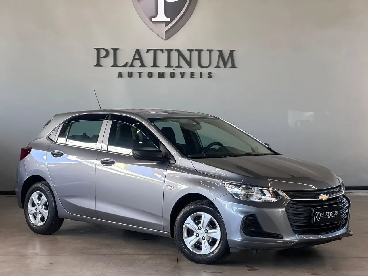 Chevrolet Onix Hatch 1.0 12V Flex Mec. 4P 2023 - Foto 2