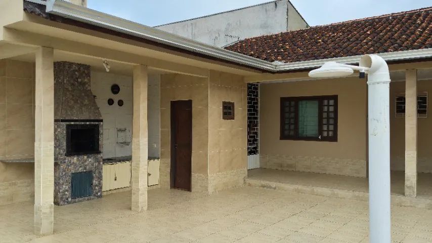 Casa ampla com Piscina em Itapoá - Foto 4