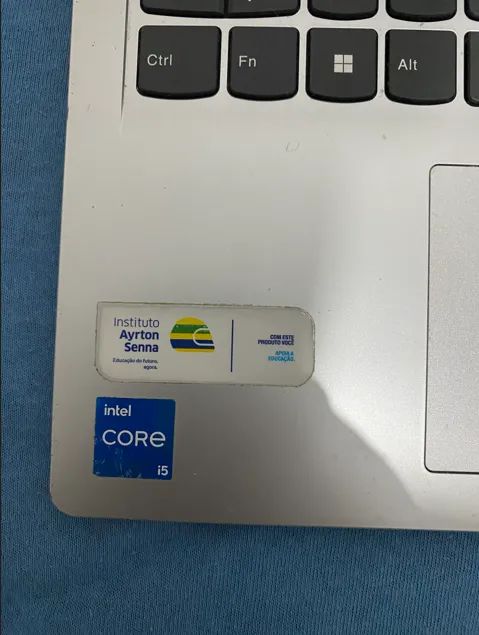 Notebook Lenovo - i5 da 12 geração - 8gb de Ram - Placa de Video