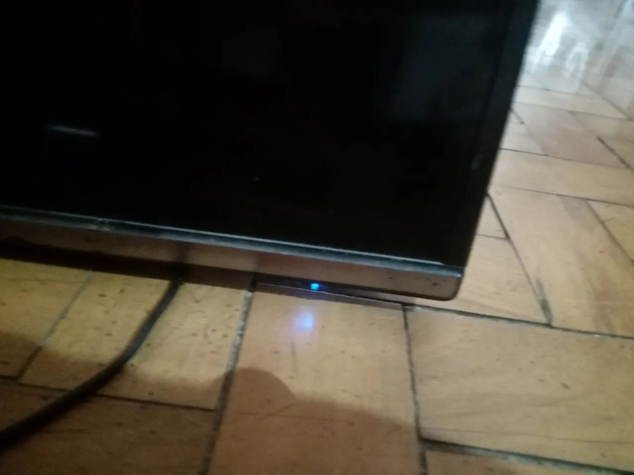 Tv hisense 50 polegadas Modelo: LTDN50K381UWAM. Tela quebrada  - Foto 5