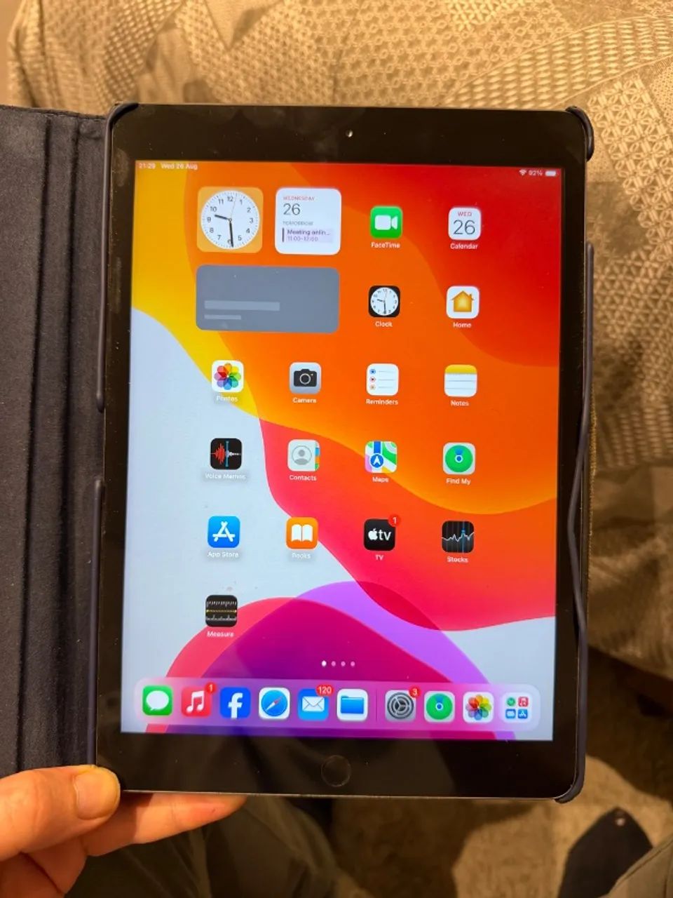 Apple iPad 7ª Geração 32GB Wi-Fi - Funcionando Normalmente - Foto 2