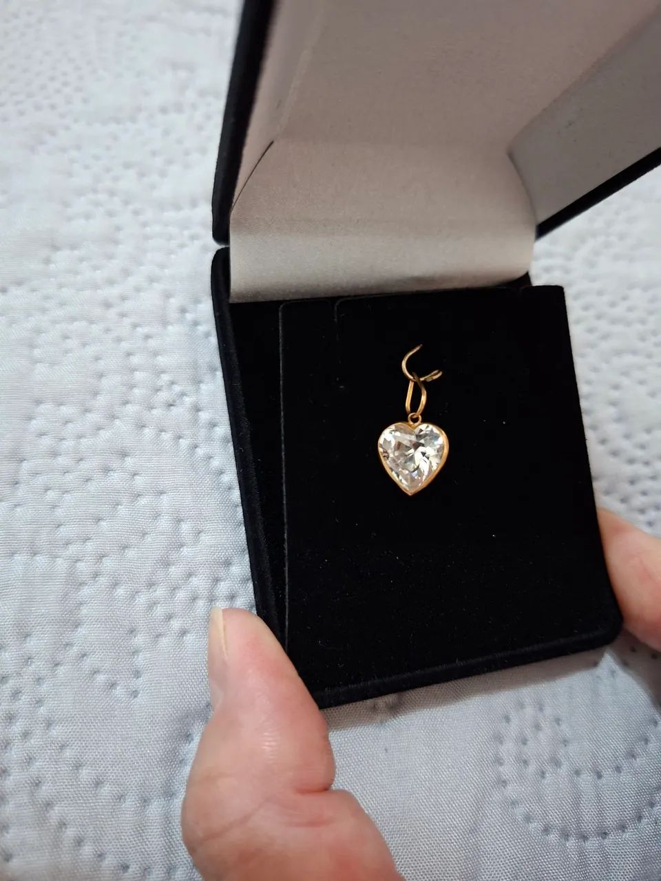 Pingente Coração na pedra zircônia e ouro 18k  - Foto 4