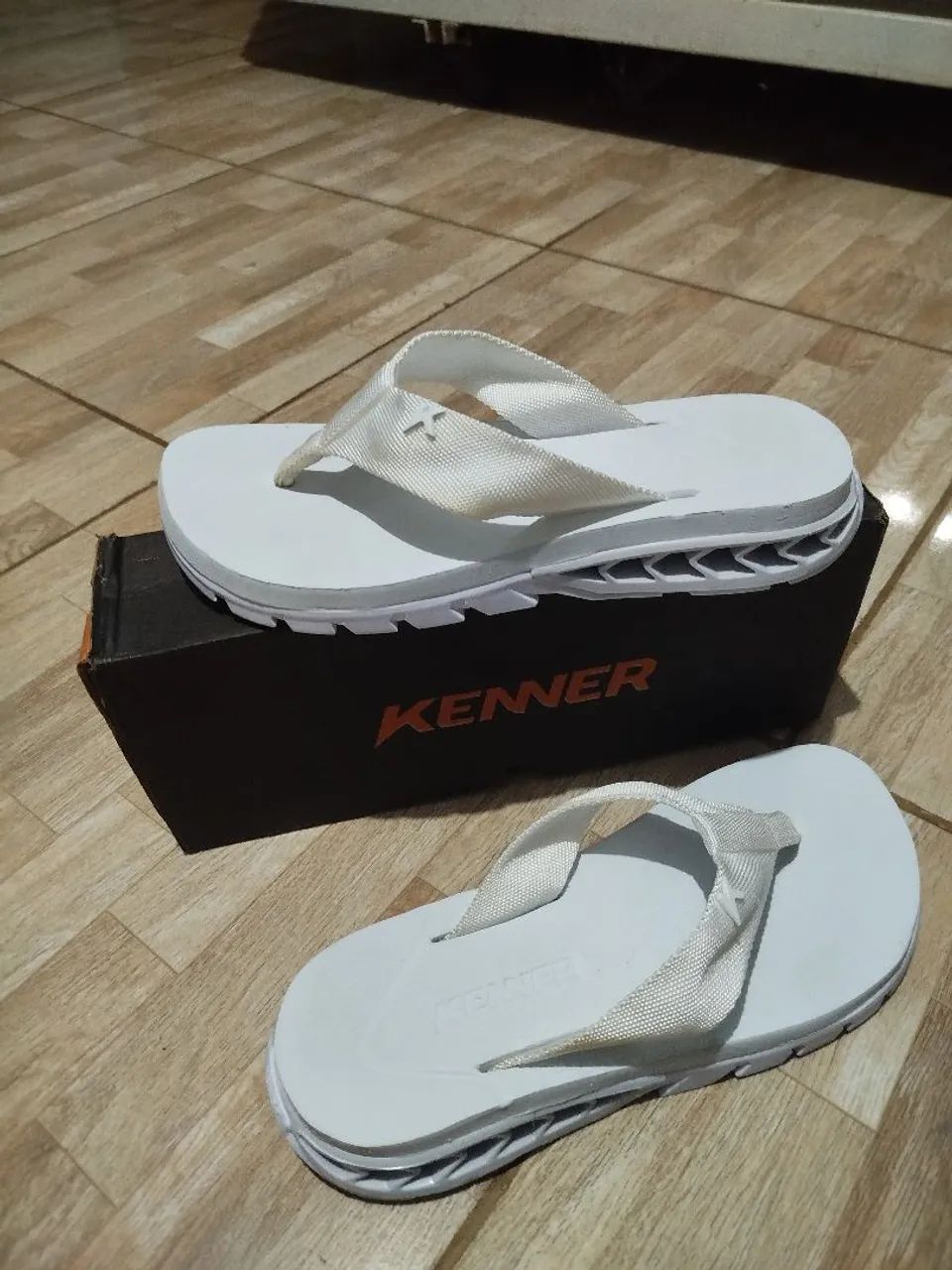 Kenner Rakka Branca 