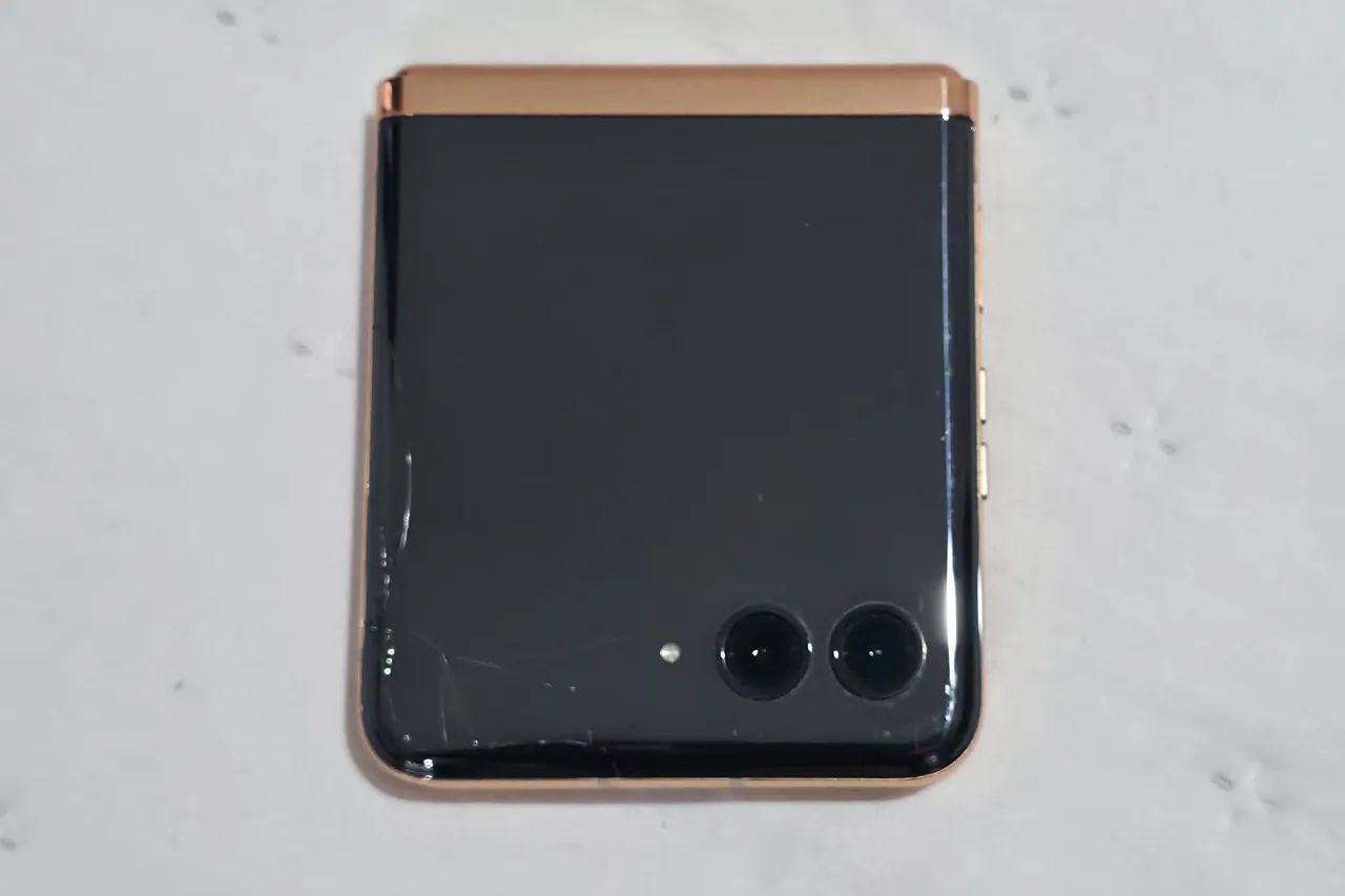 Motorola Razr 40 ultra  - Foto 4