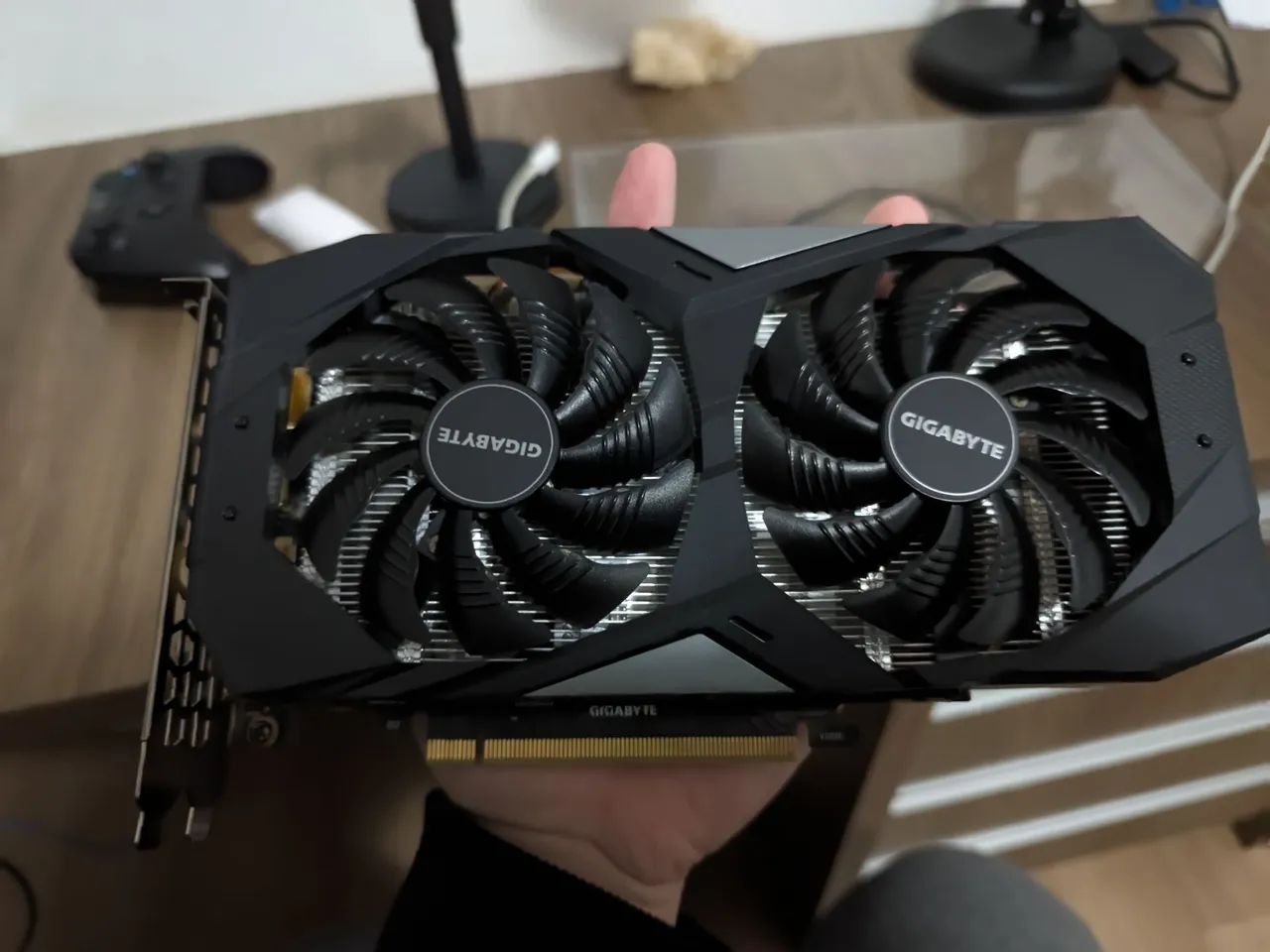 GTX 1660 SUPER - GIGABYTE  - Foto 3
