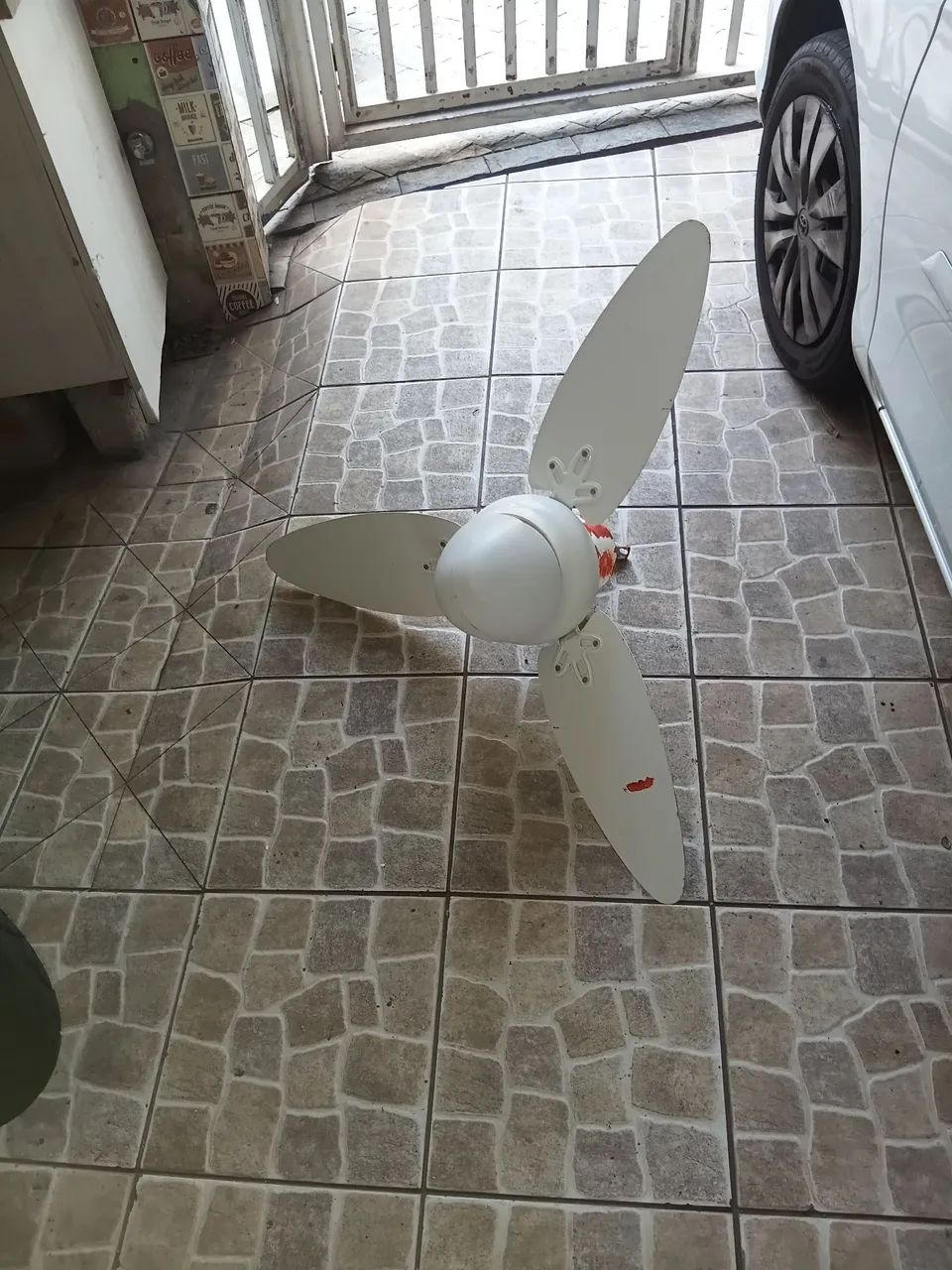 Ventilador de teto 