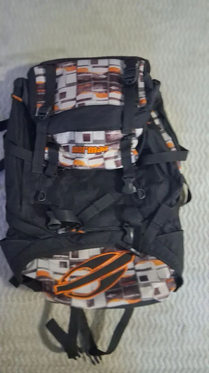Mochila mormai de camping 