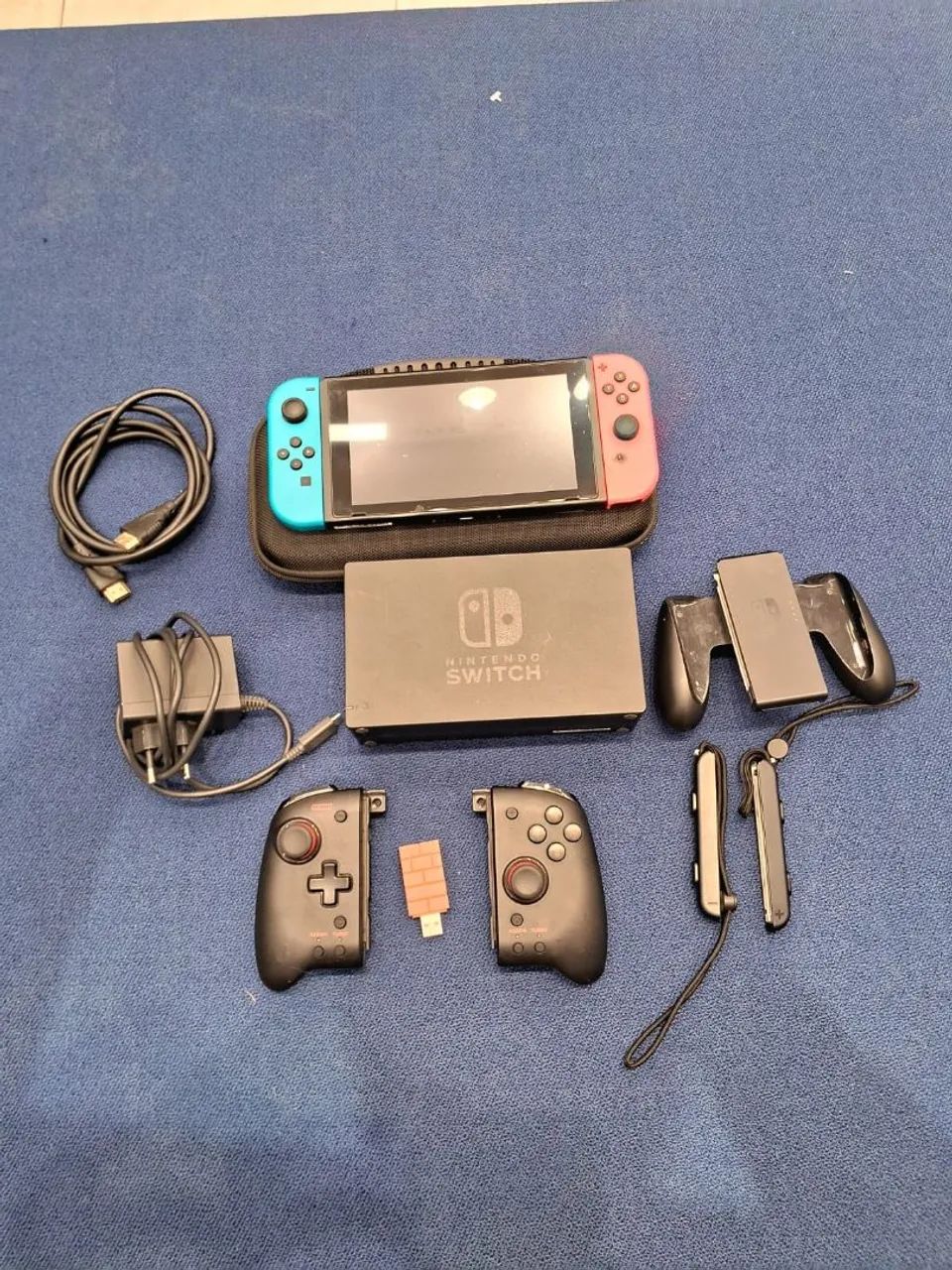 Switch V2 com acessórios 