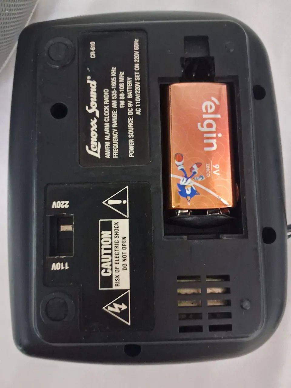 Rádio relogio bateria 9v e luz lenox - Foto 3