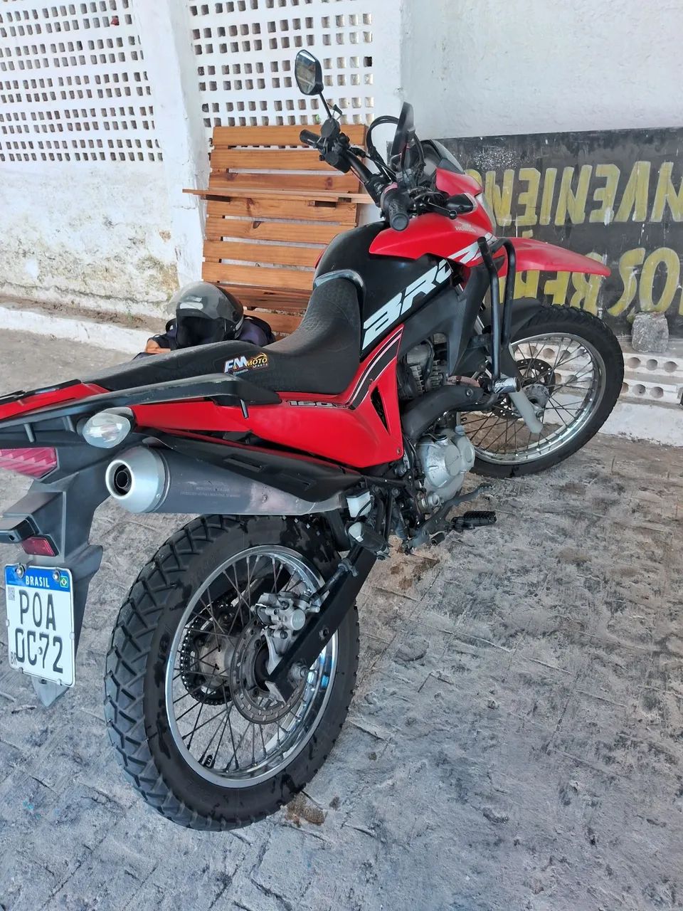 Bros 160