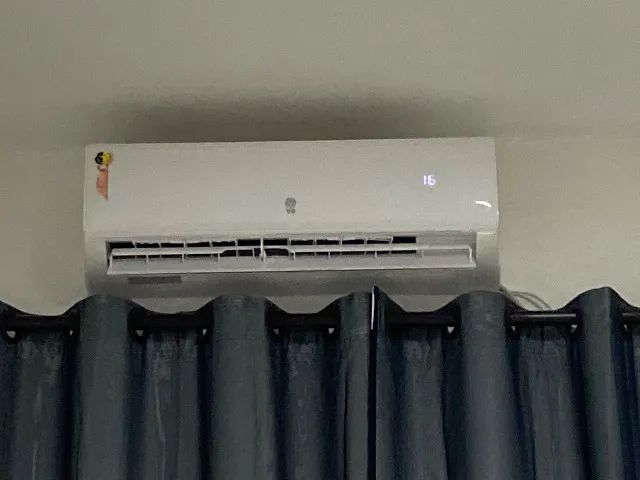 Vende-se ar condicionado em perfeito estado,  