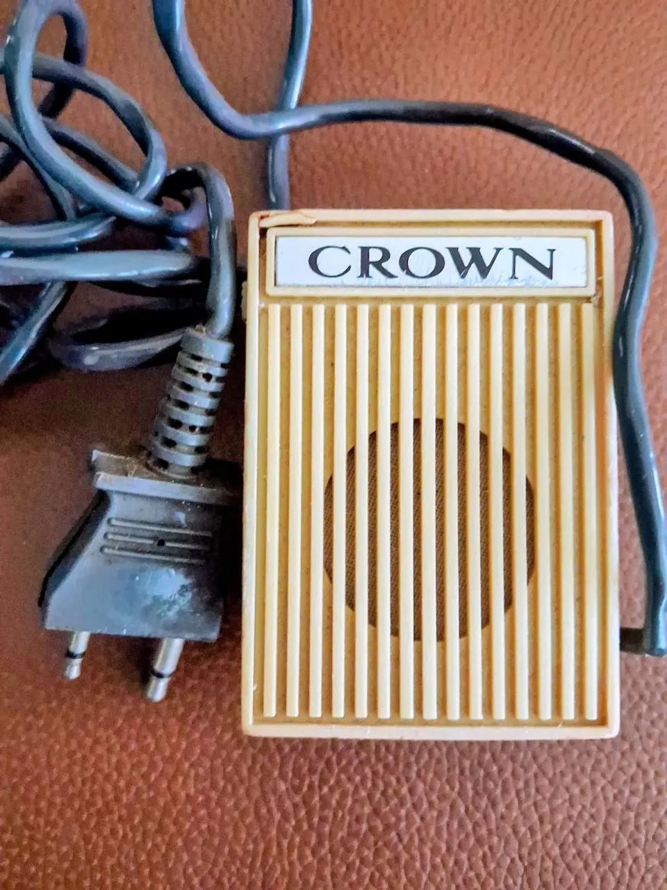Microfone de mesa antigo Crown - Foto 3
