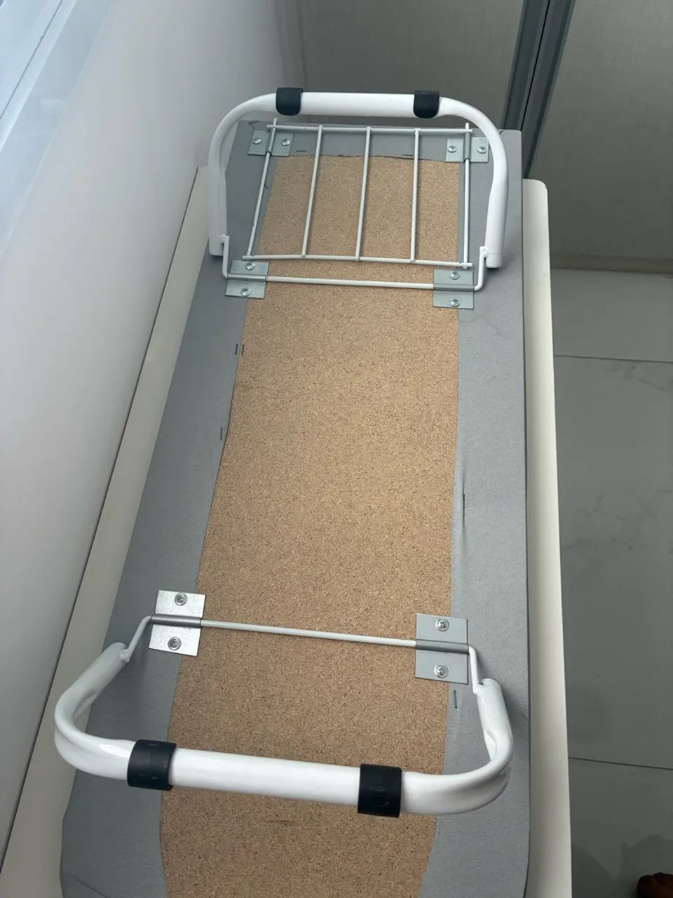 Mesa de passar roupa - Foto 3