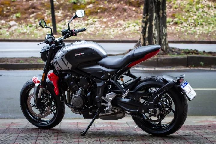 Triumph Trident 660 - 2024 - Foto 4