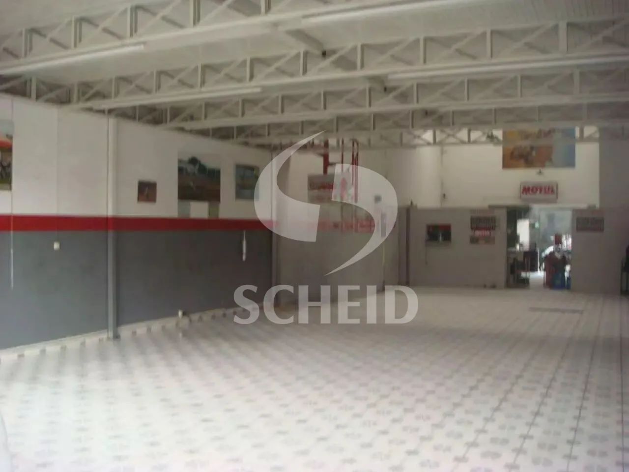 Galpão c/ 300m² e alta visibilidade para sua empresa