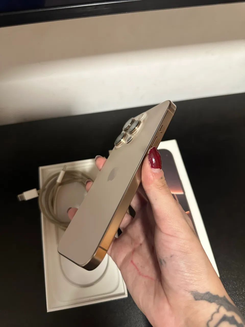 iPhone 16 Pro 128gb Desert - Foto 2