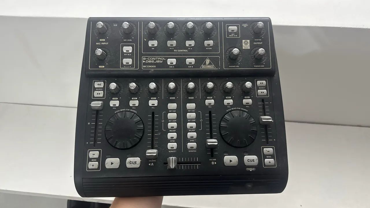 MESA B-CONTROL DEEJAY BCD3000